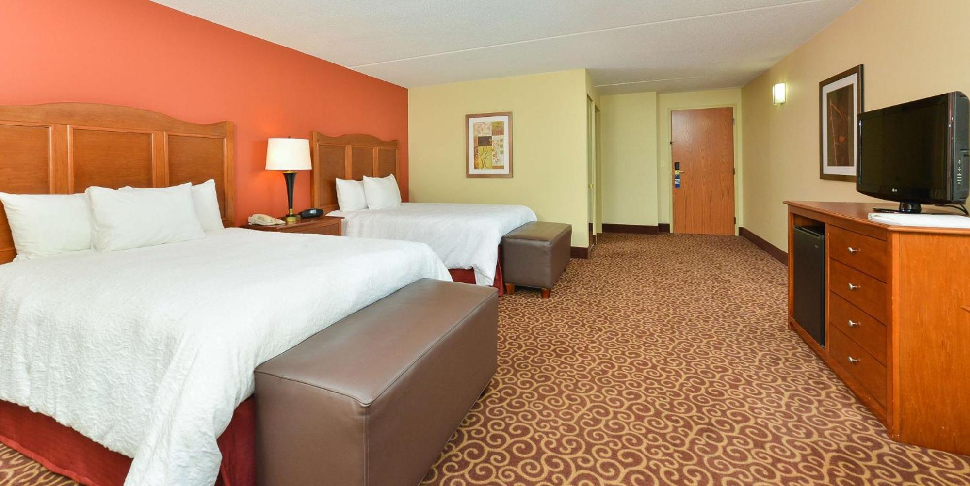 Hampton Inn Chicago-Carol Stream Exterior photo