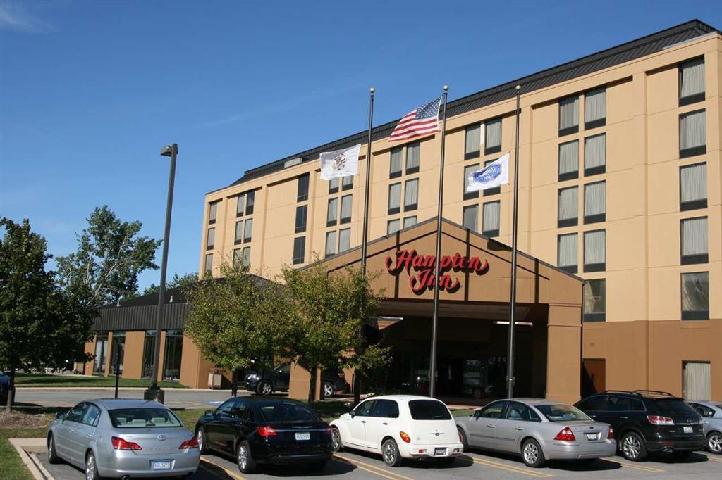 Hampton Inn Chicago-Carol Stream Exterior photo